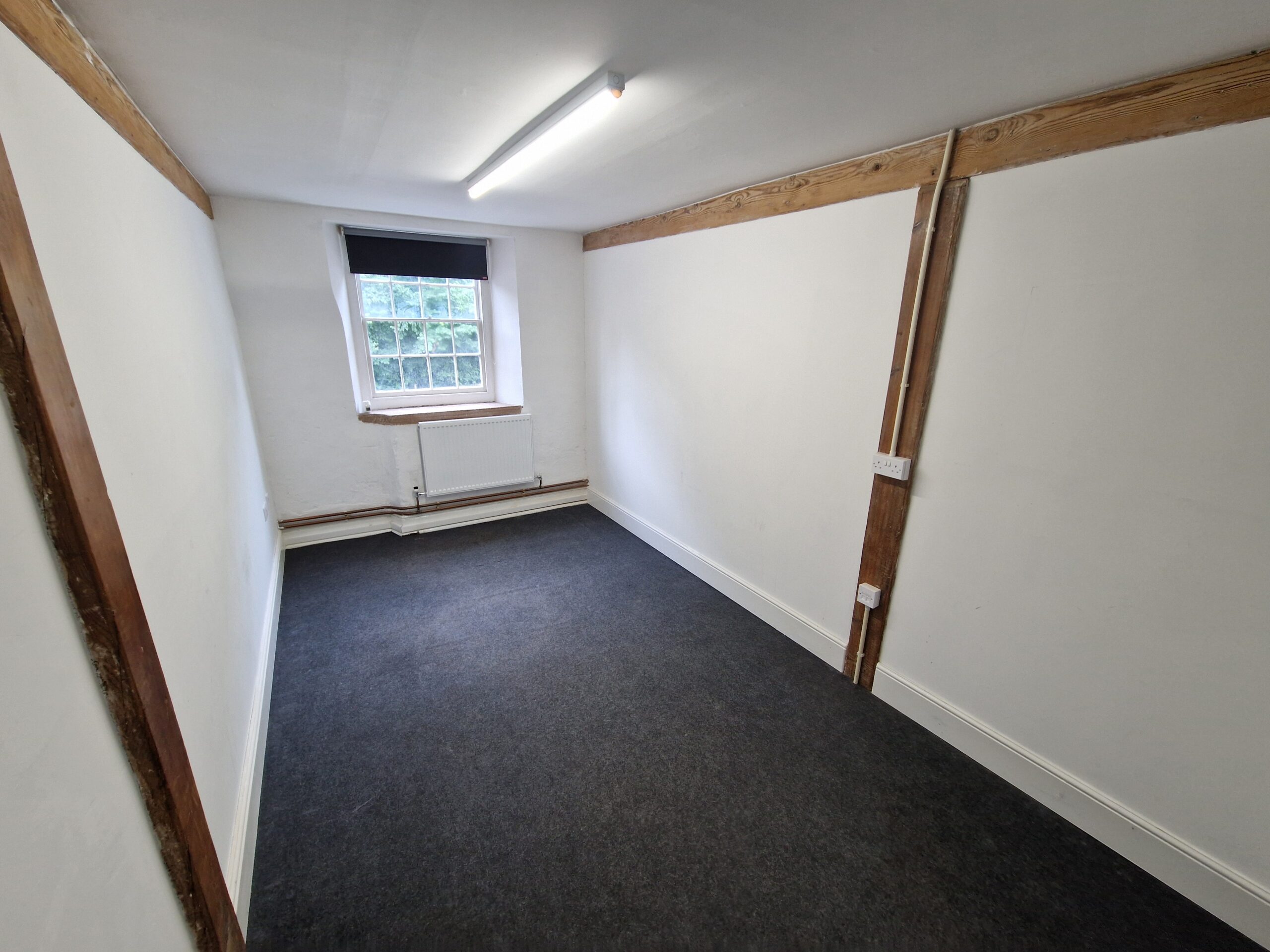 Building 14, Office F03